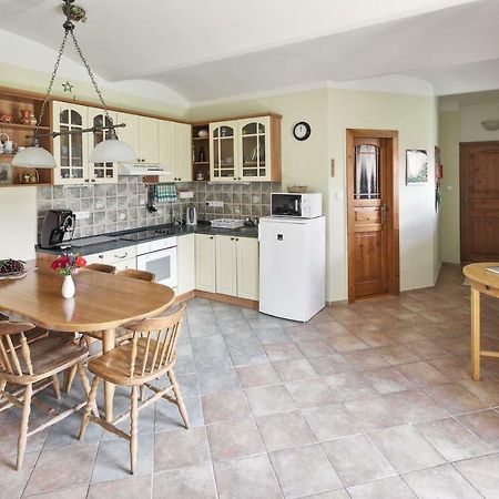 Apartamento Zeleny Statek Bzova Exterior foto